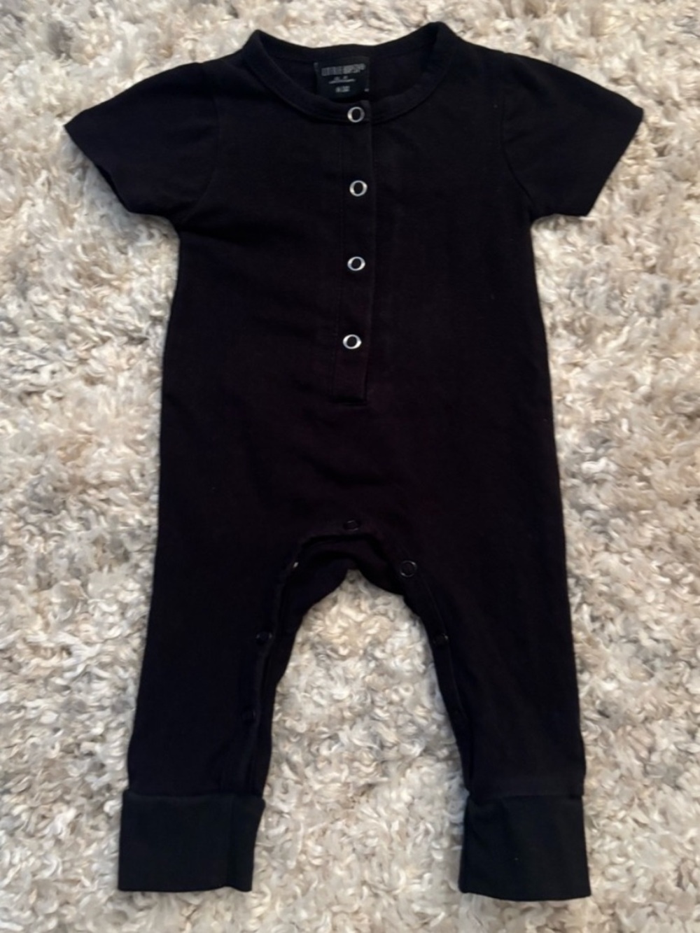 Little Bipsy Black Short-Sleeve Romper | 0-3m